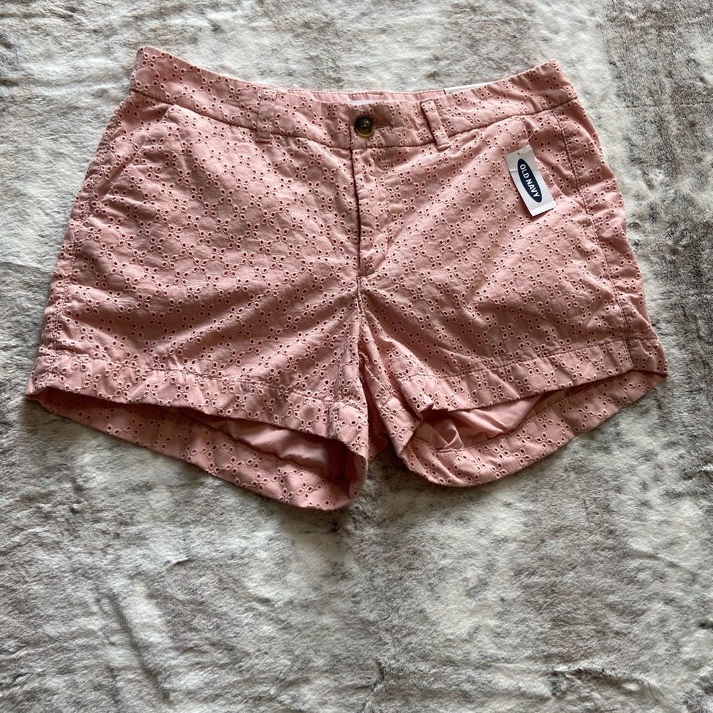 NWT Old Navy Everyday Short Mid-Rise light pink woman’s size 8